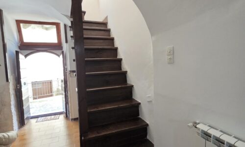 CieloTerra a Lucoli alto 41000euro8 CieloTerra A Lucoli Alto 41000euro8 500x300